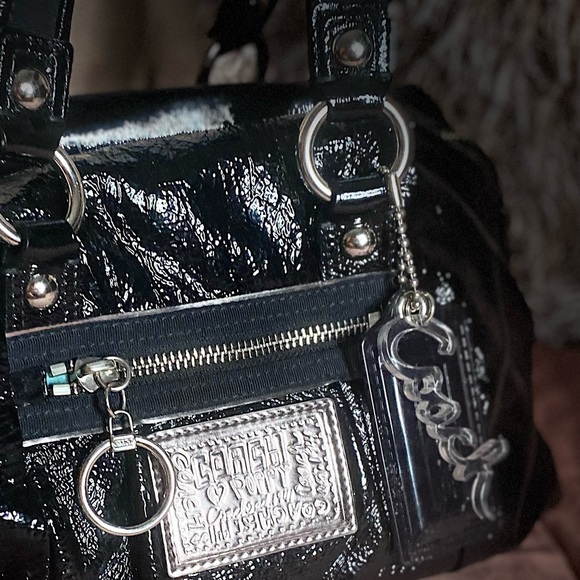 Coach Poppy Black Patent Leather Bag! - Picture 9 of 16